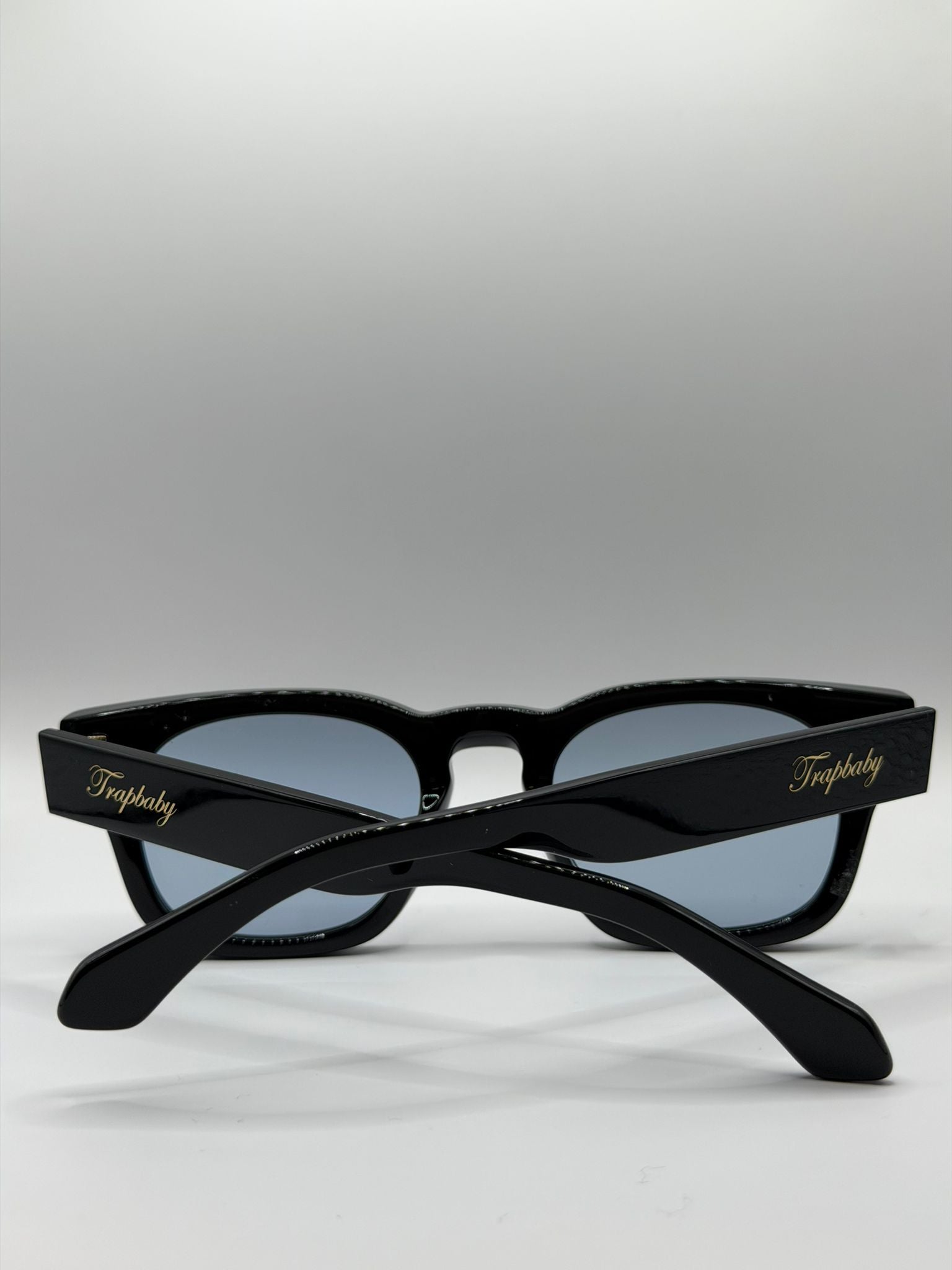 Coco Noir Collection Arctic Blue – Trapbaby Premium Sonnenbrille | Handgefertigt in Italien